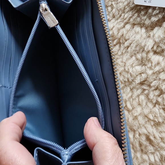 NWT Coach Light Khaki & Pool Leather Accordian Zip Long Wallet 💙🎁 - Picture 10 of 16